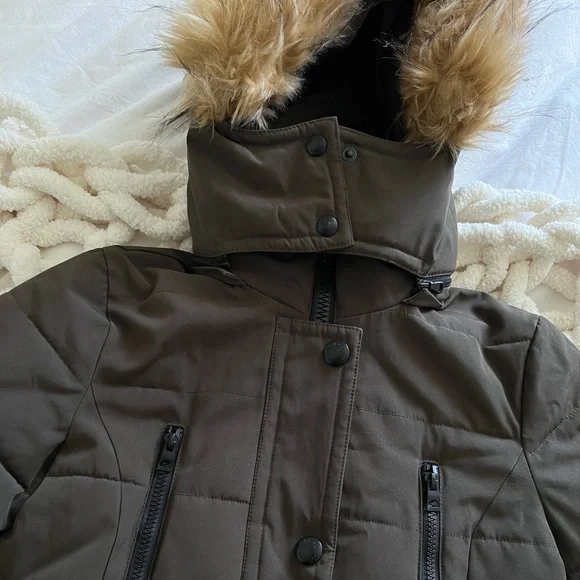 Winter Jacket - Picture 3 of 6